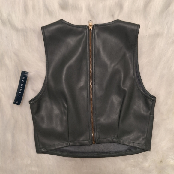 Kirious faux leather style cropped top- Sage green- NWT - Picture 2 of 2